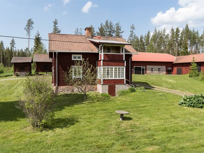 4 rok · 83 m² · Mickolavägen 10
