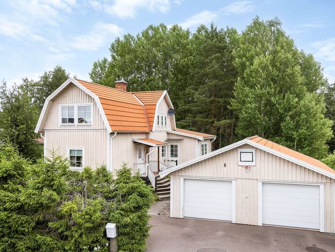 7 rok · 130 m² · Granliden 8