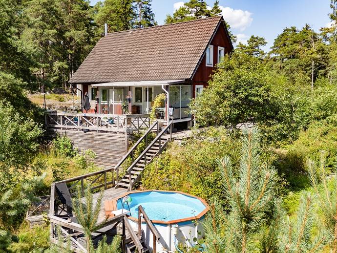 6 rok · 142 m² · Norrström 28