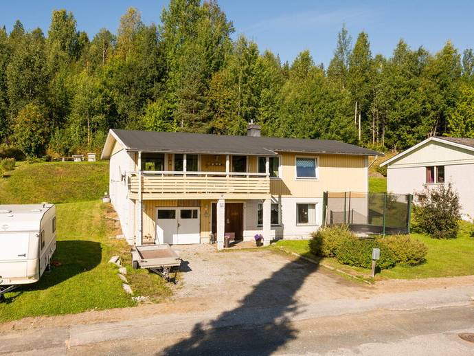 6 rok · 140 m² · Guldenvägen 11