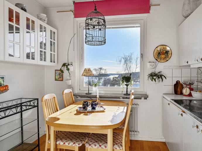 2 rok · 56 m² · Timmermansvägen 1A