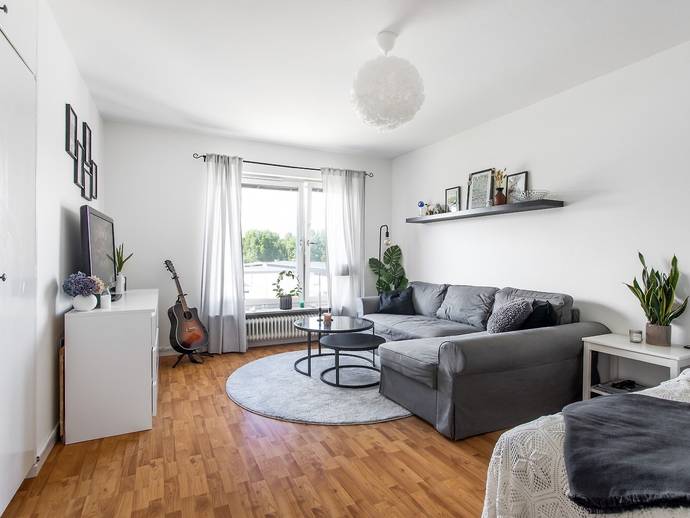 1 rok · 36,5 m² · Britsarvsvägen 7B