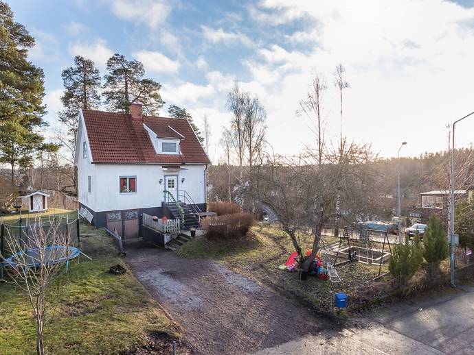 4 rok · 100 m² · Enocksvägen 2