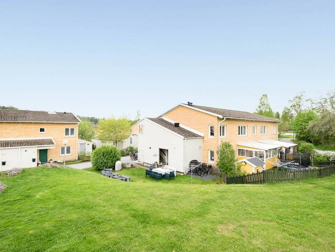4 rok · 93 m² · Lundhagsvägen 182