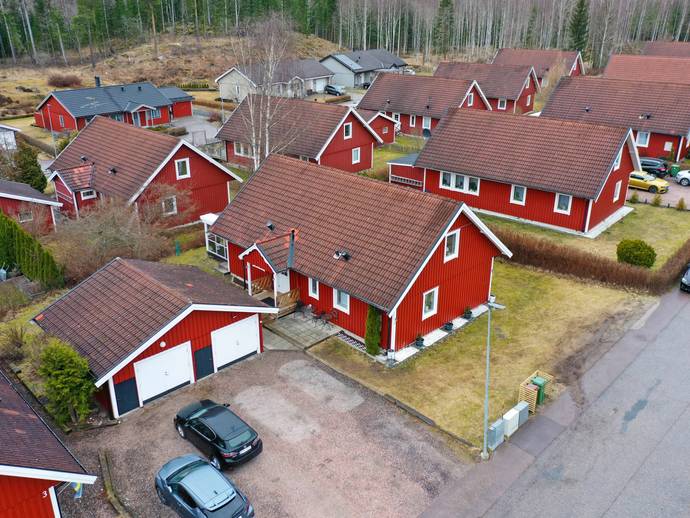6 rok · 101 m² · Kärrvägen 5