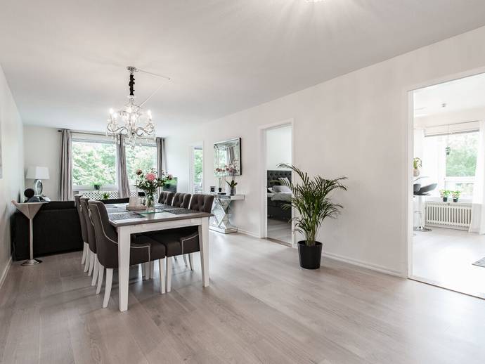 3 rok · 83 m² · Näsbydalsvägen 12, 1 tr
