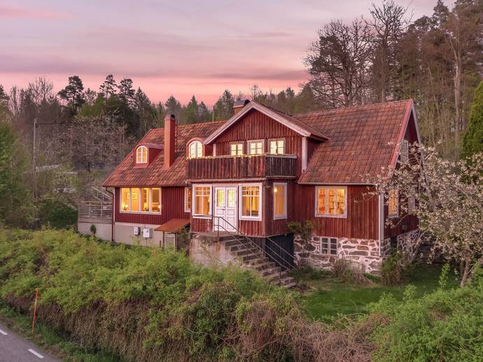 8 rok · 193 m² · Skärsnäsvägen 41