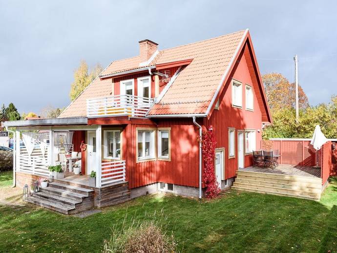 4 rok · 108 m² · Hemmansvägen 3