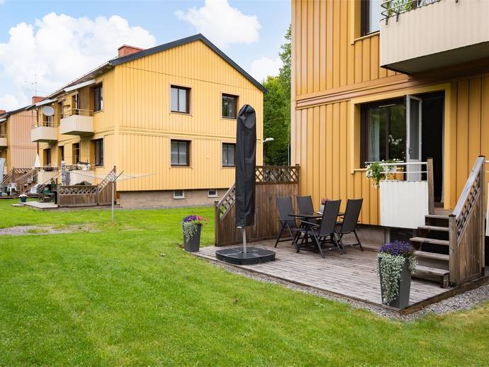 1 rok · 35 m² · Sveavägen 9