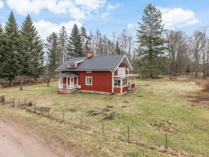4 rok · 102 m² · Timmerö Skyttebo 1