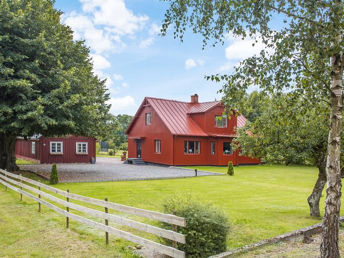 7 rok · 155 m² · Byvägen 2