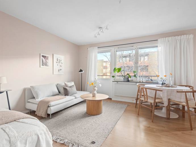 1 rok · 36 m² · Helsingforsgatan 53, 1tr