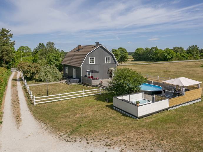 5 rok · 152 m² · Halla Hallegårde 407