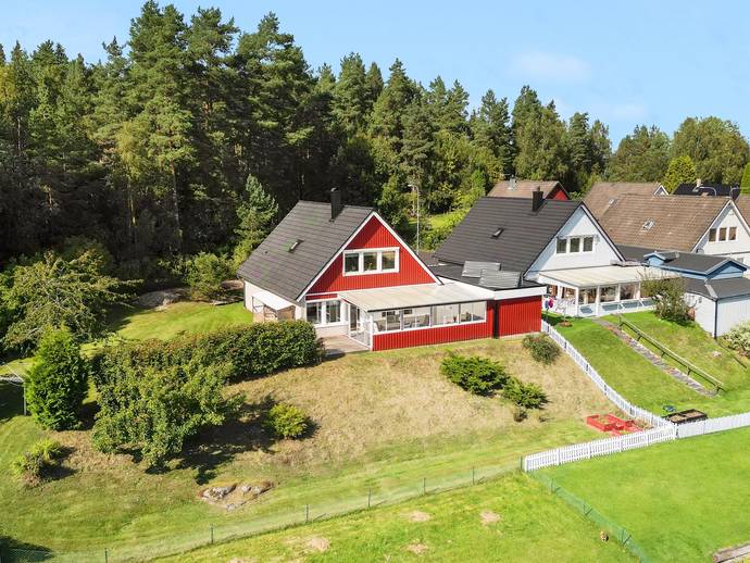 6 rok · 146 m² · Vagnvägen 11