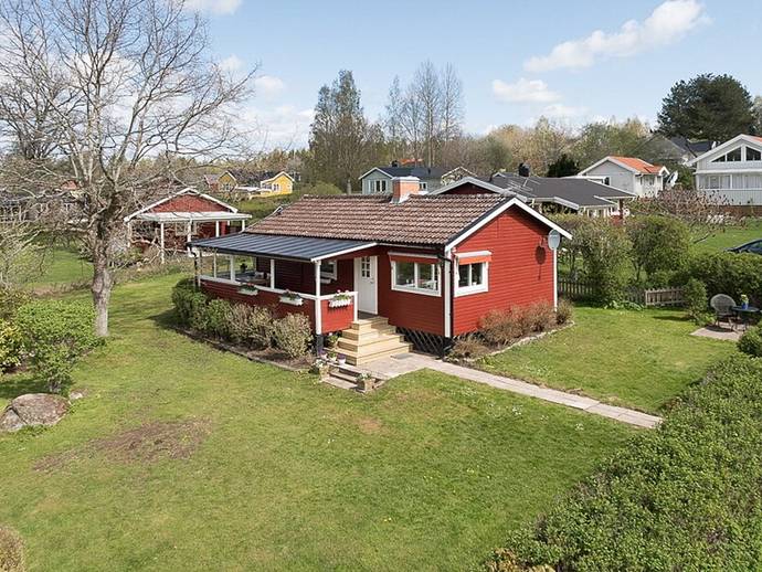 2 rok · 46 m² · Strandbadens Stugområde 82