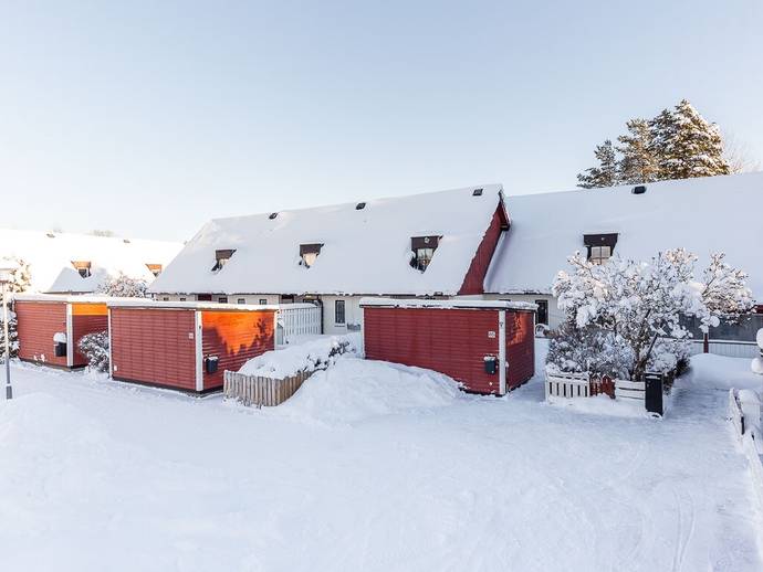 4 rok · 104 m² · Långbackavägen 85