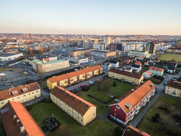 2 rok · 51 m² · Harald Hjärnesgatan 13 c