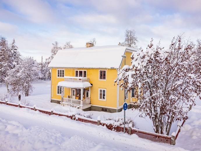 7 rok · 255 m² · Helagsgatan 7