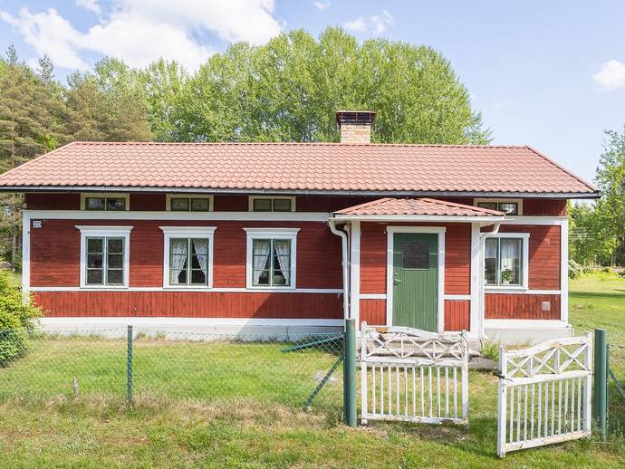 2 rok · 58 m² · Marmaby 20