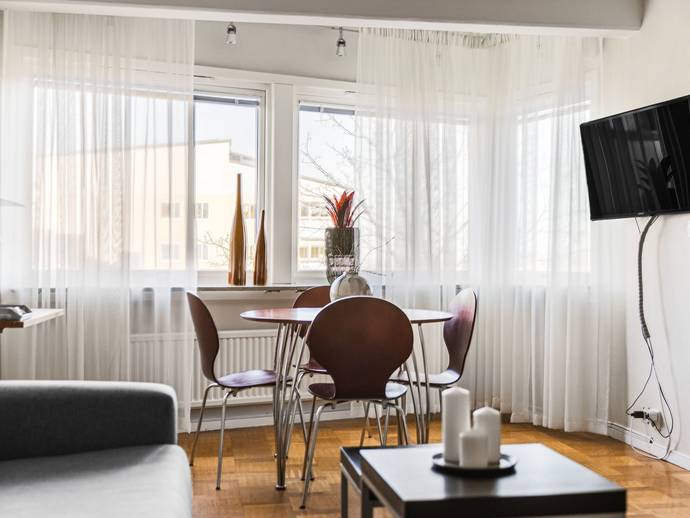 1 rok · 33,5 m² · Opphemsgatan 10