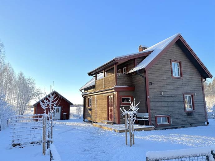 7 rok · 130 m² · Snabbvägen 21