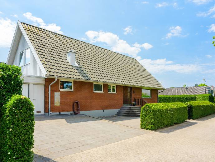 6 rok · 180 m² · Villavägen 29