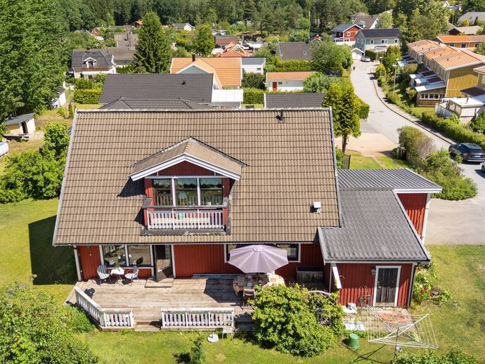 6 rok · 149 m² · Kattugglebacken 12