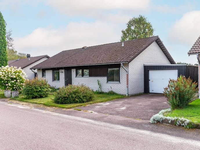4 rok · 98 m² · Ringvägen 3