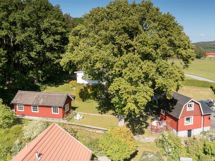 2 rok · 47 m² · Resteröd 237