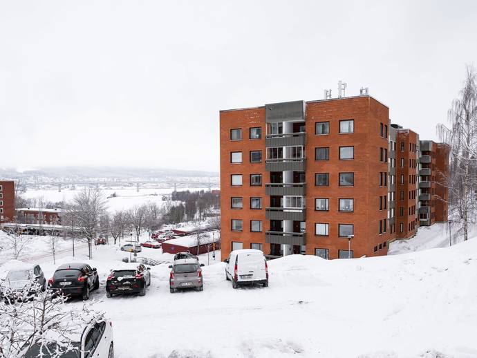1 rok · 40 m² · Korstavägen 17