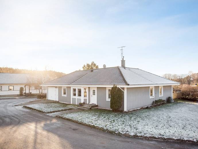 6 rok · 150 m² · Vinkelvägen 10