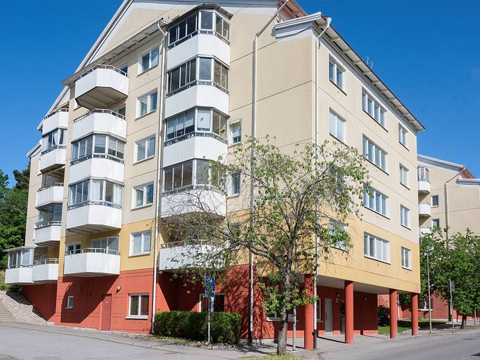 1 rok · 39,5 m² · Stationsvägen 33