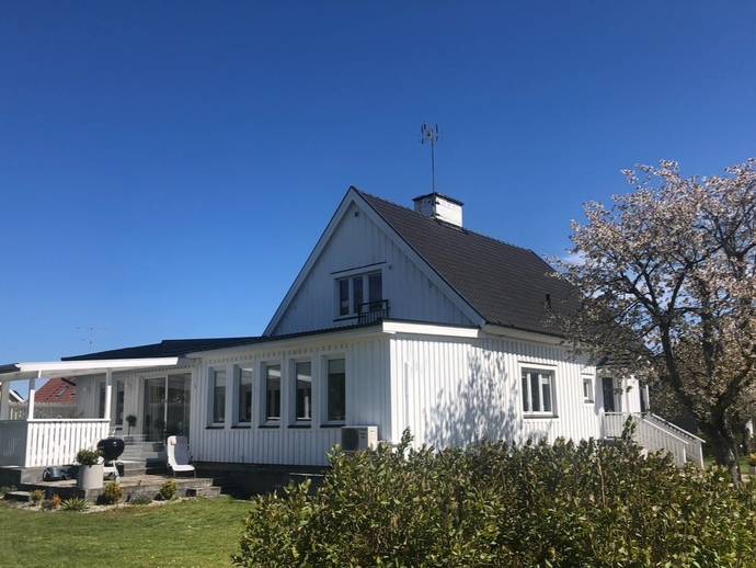 7 rok · 220 m² · Bergängsvägen 10