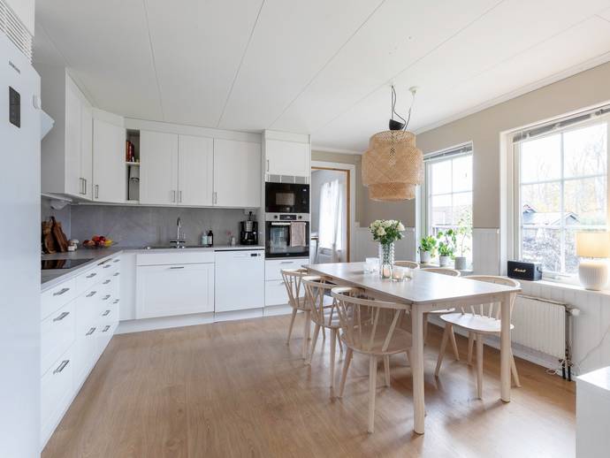 4 rok · 121 m² · Klockarvägen 3