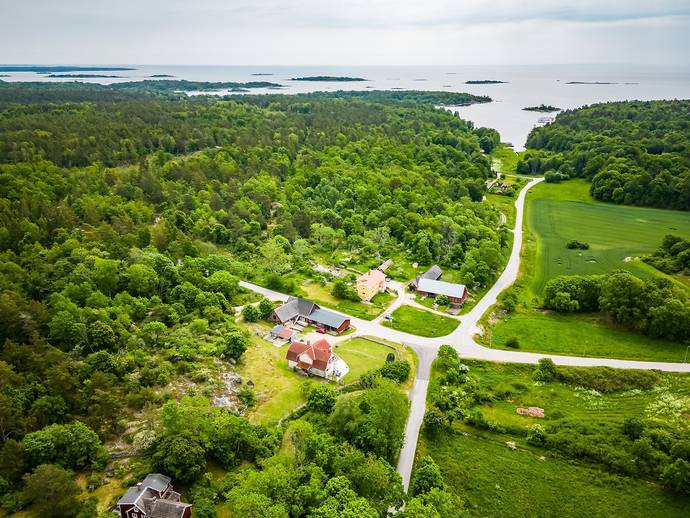 6 rok · 220 m² · Vierydsvägen 190