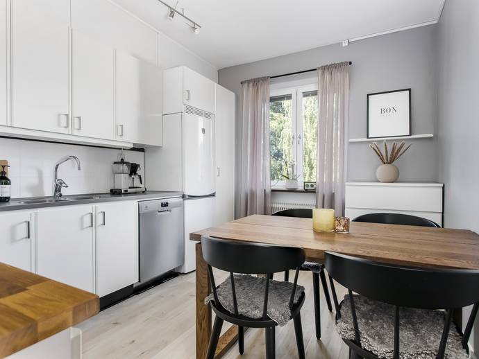 1 rok · 42 m² · Hagagatan 9C