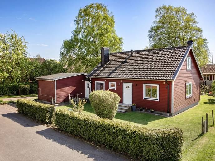 5 rok · 130 m² · Falkenbergsvägen 10B