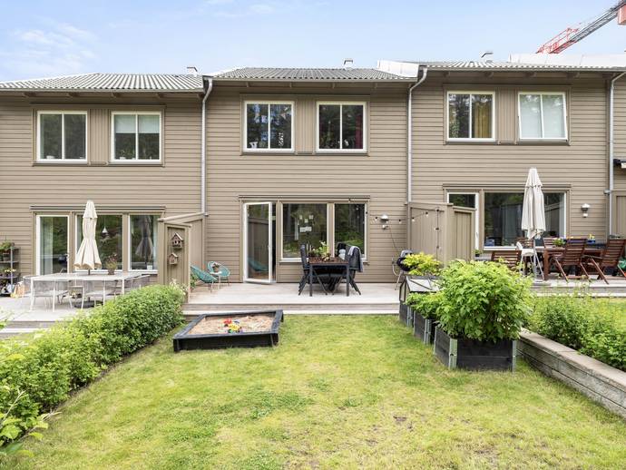 5 rok · 105 m² · Vardövägen 102