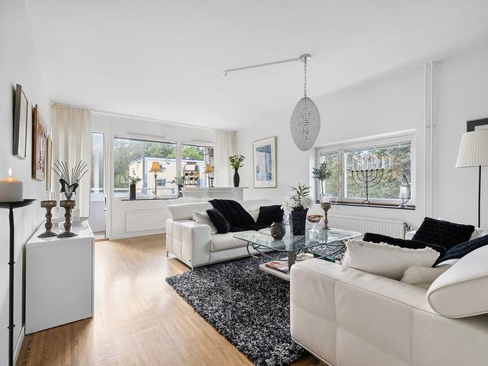 3 rok · 79,5 m² · Sörgården 123