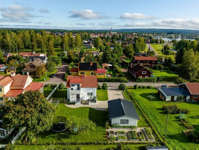 4 rok · 130 m² · Kråkåkersvägen 3