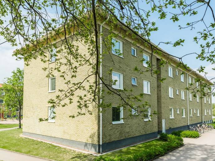 2 rok · 44 m² · Sagovägen 13