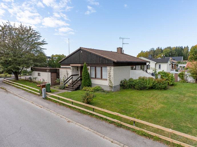 4 rok · 105 m² · Syrenvägen 2