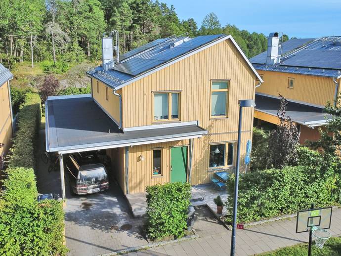 6 rok · 147 m² · Fanny Brates Väg 59