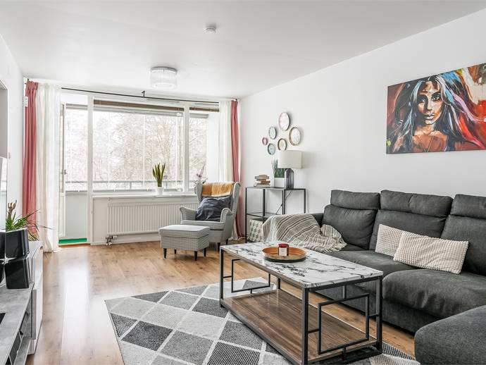 3 rok · 81 m² · Lädersättravägen 99