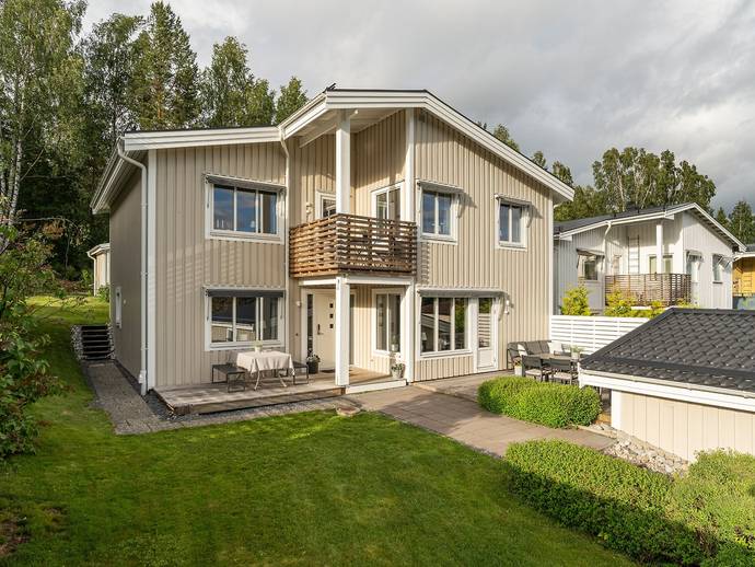 6 rok · 149 m² · Jasminvägen 28