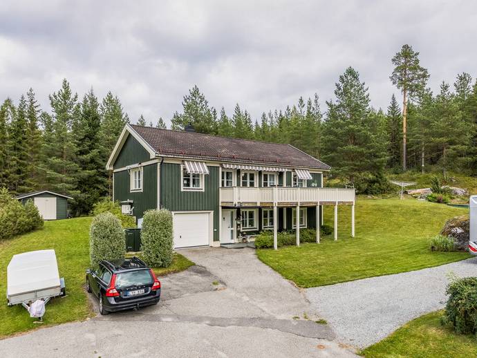 5 rok · 142 m² · Bäckvägen 1