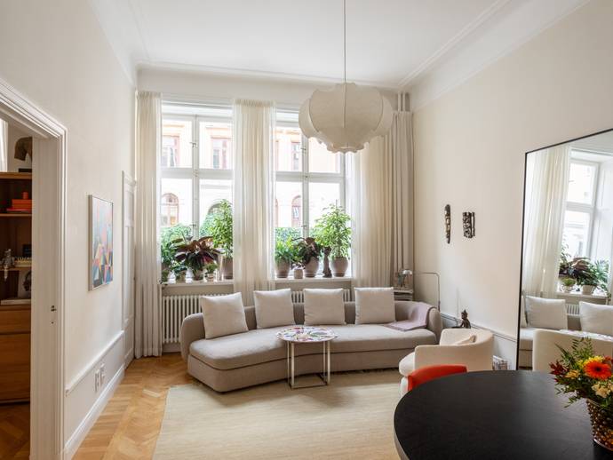2 rok · 43 m² · Grev Magnigatan 15