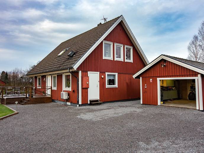 6 rok · 155 m² · Mogata Häggebo 1