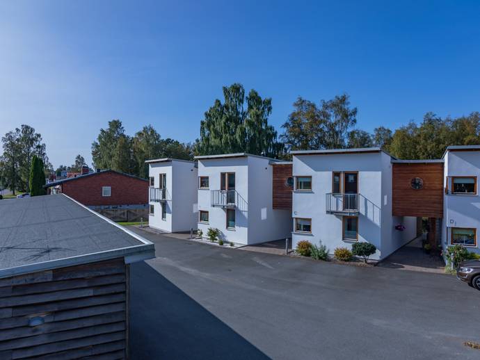 4 rok · 132 m² · Skogsvägen 27A