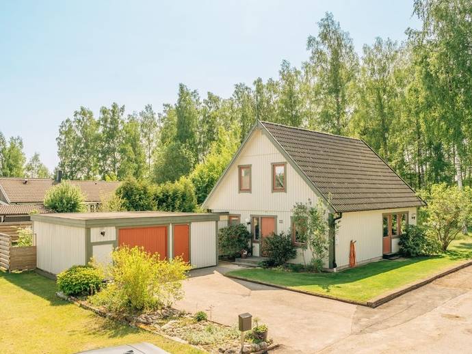 3 rok · 124 m² · Basungatan 22